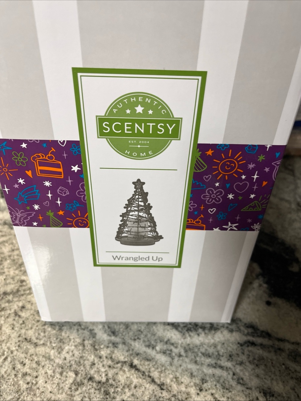 Scentsy Wrangled Up Barbed Wire Christmas Tree - Picture 12 of 13